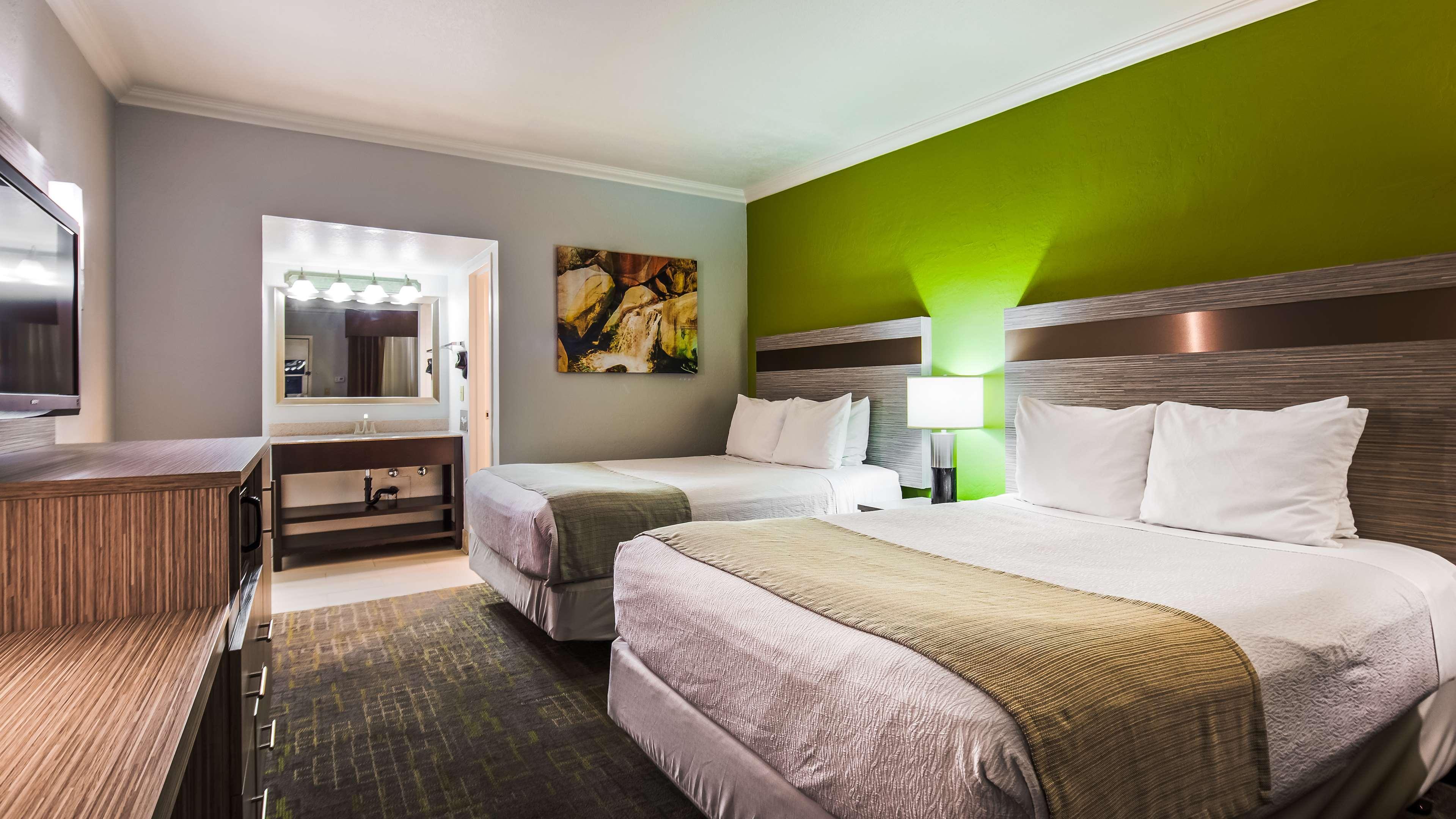 Best Western Innsuites Phoenix Hotel & Suites Ngoại thất bức ảnh