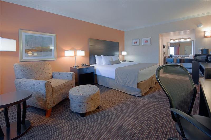 Best Western Innsuites Phoenix Hotel & Suites Ngoại thất bức ảnh