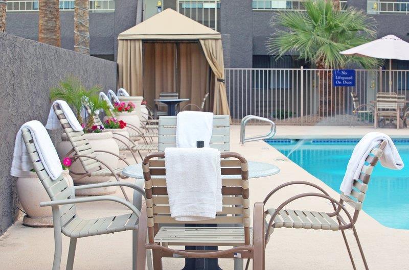 Best Western Innsuites Phoenix Hotel & Suites Ngoại thất bức ảnh