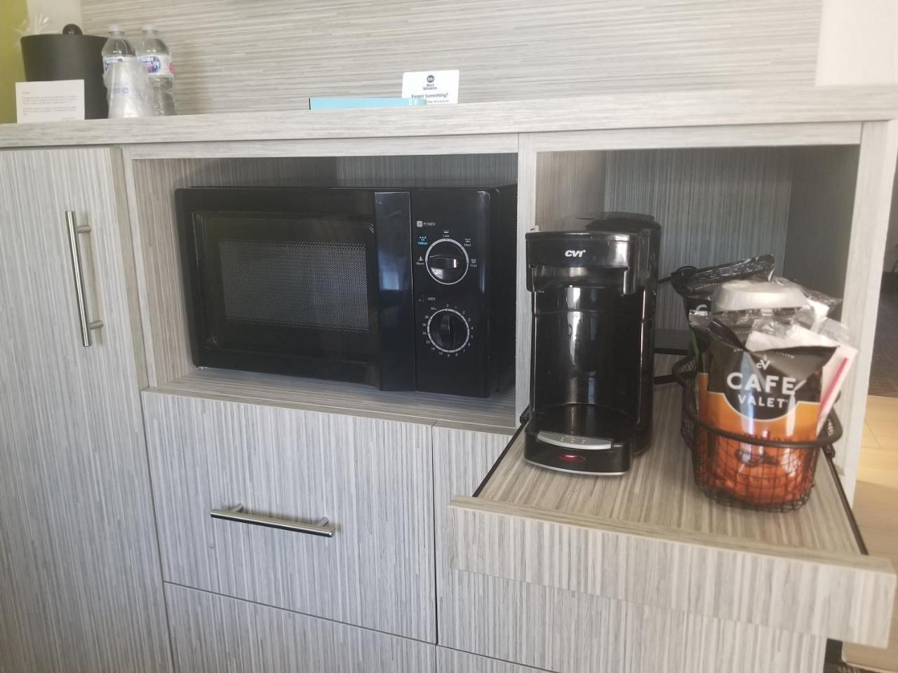 Best Western Innsuites Phoenix Hotel & Suites Ngoại thất bức ảnh