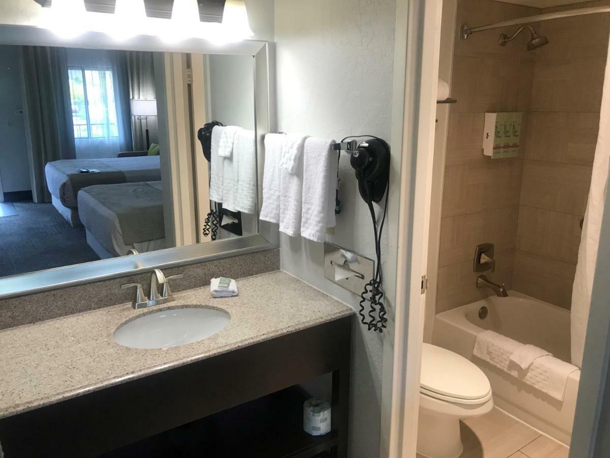 Best Western Innsuites Phoenix Hotel & Suites Ngoại thất bức ảnh